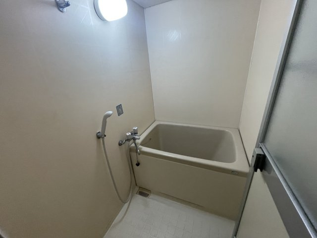 GM藤田町WESTの浴室