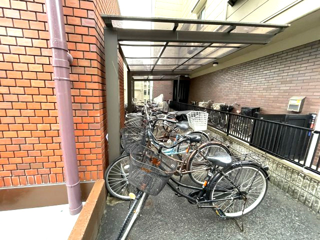 オークハイツの駐車場