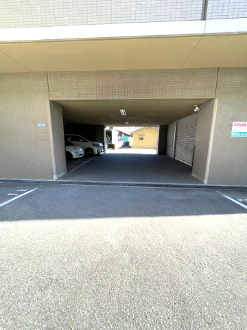 フレグランス守口の駐車場
