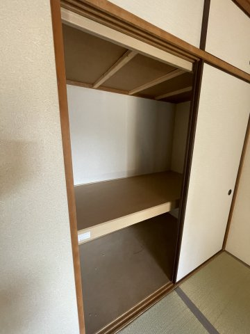 メゾンクリサンテームの収納