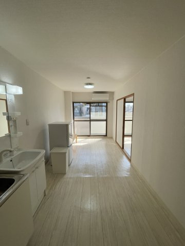 ベル平代の居間・リビング