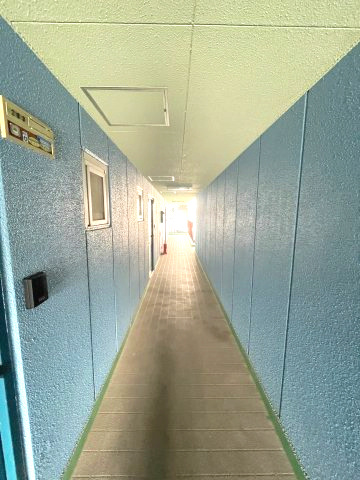 ヒカリハイツのロビー