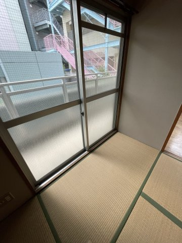 門真元町マンションの和室