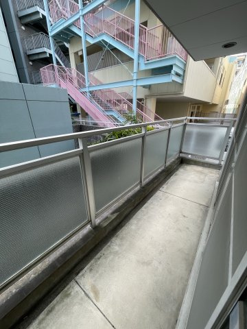 門真元町マンションのバルコニー