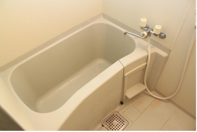 メゾン富士見町の浴室|きれいなお風呂です