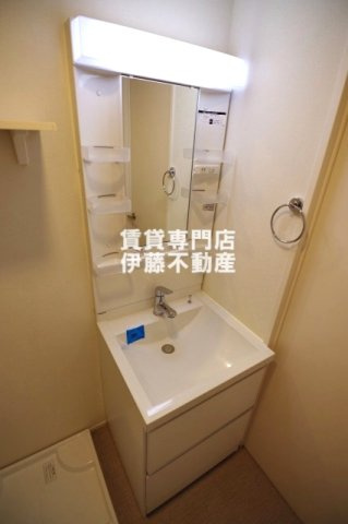 シャルム名古屋の独立洗面台