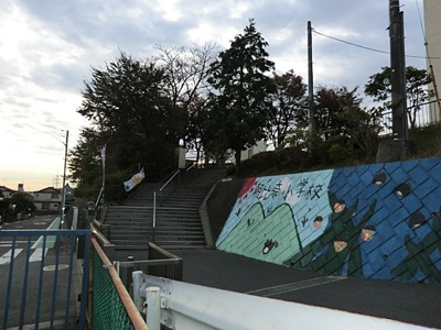 横浜市立朝比奈小学校まで350ｍ