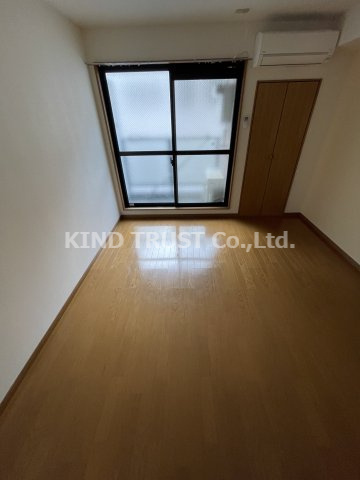 コンフォートテラステンマの居間・リビング|こちらのリビングで趣味の時間をお楽しみください