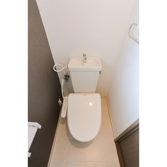 【トイレ】 | ルミエール博多 | 落ち着いたトイレです