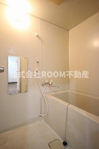 コーポ７７の浴室