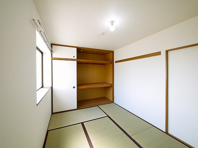 ハピネスBの収納|大きなものも収納できそうです