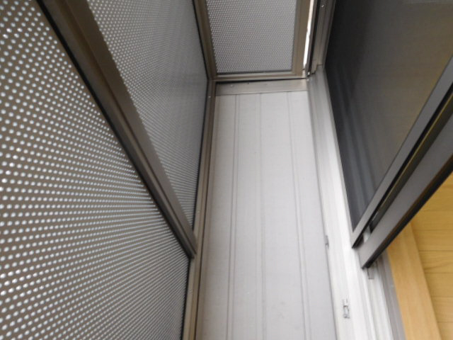 エトランス小松町Aのバルコニー