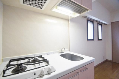 【キッチン】 | レクスタ平和 | 別号室の写真になります。現況優先。