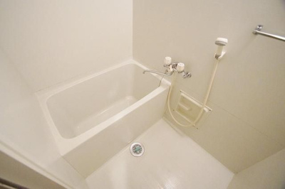 【浴室】 | レクスタ平和 | 別号室の写真になります。現況優先。