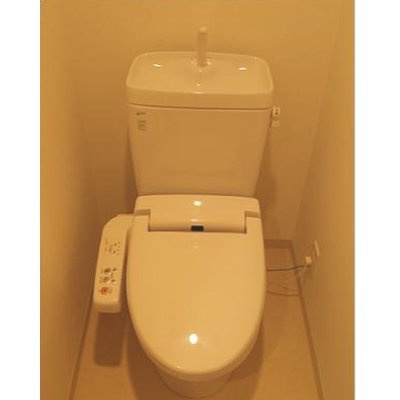 【内装】 | エスリード江坂公園 | 明るい色調の室内です