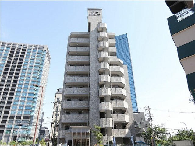 エスリード大阪城北の外観
