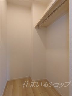 広島市安佐北区三入６丁目のアパートの収納|ウォークインクローゼット