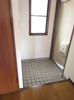 【玄関】 | アルタイル川崎大師