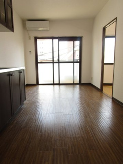 【居間・リビング】 | アルタイル川崎大師