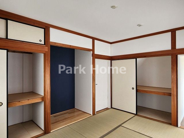 高知市瀬戸西町　中古戸建ての収納|１F：6和室