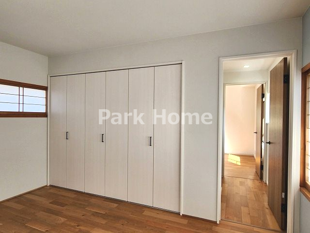 高知市瀬戸西町　中古戸建ての洋室