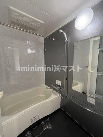 レジディア心斎橋ウエストの浴室