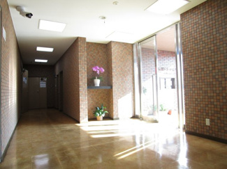 【エントランス】