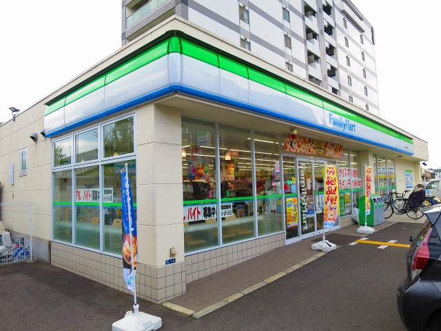 カーサセレノⅡの周辺|ファミリーマート東大阪長田中店(コンビニ)まで289m