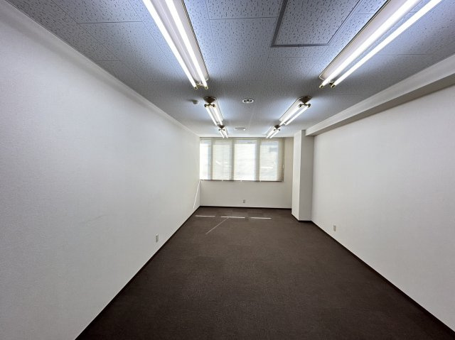 岸田ビルの内装