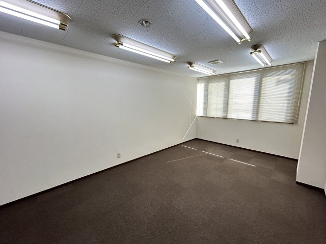 岸田ビルの内装