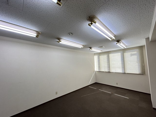 岸田ビルの内装