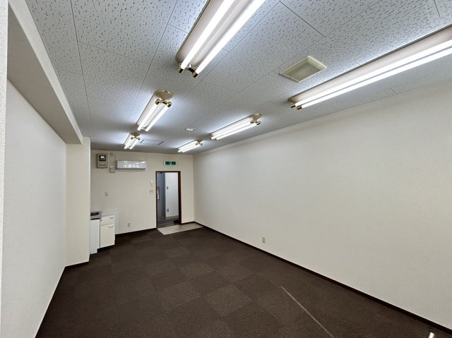 岸田ビルの内装