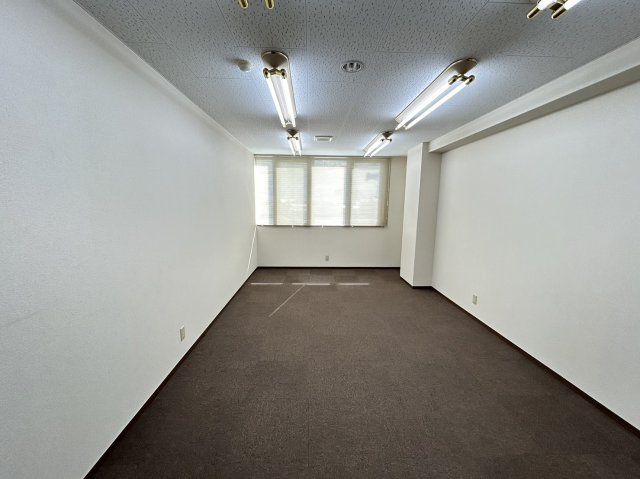 岸田ビルの内装