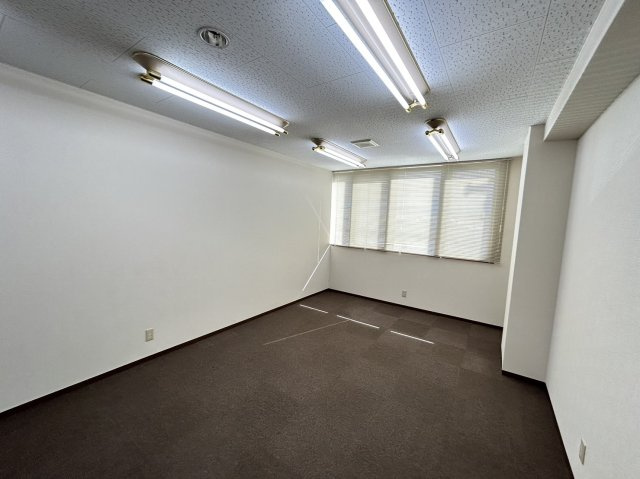 岸田ビルの内装