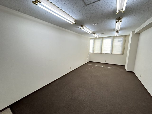 岸田ビルの内装