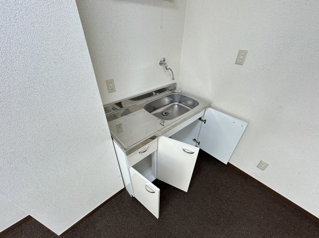 岸田ビルのキッチン