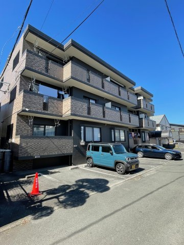 ラフィーネ出水の外観|おしゃれな外観です