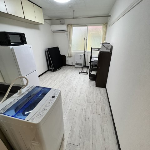 ハイツメモリーＢの居間・リビング