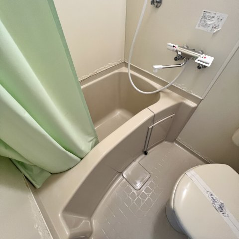 ハイツメモリーＢの浴室