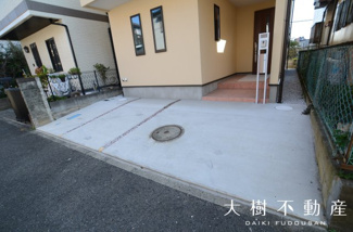 【駐車場】