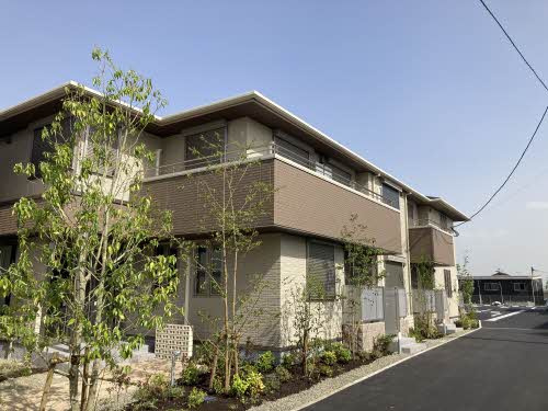 シャーメゾン沼山津
