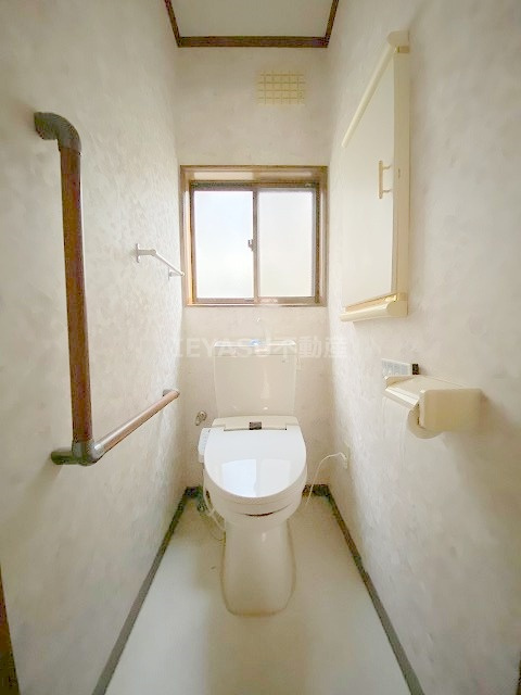 呉市伏原３丁目の一戸建てのトイレ|コンパクトで使いやすいトイレです
