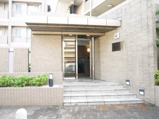 【エントランス】