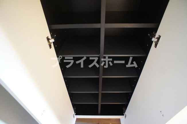 【収納】 | サヴォイコートオブアームズ