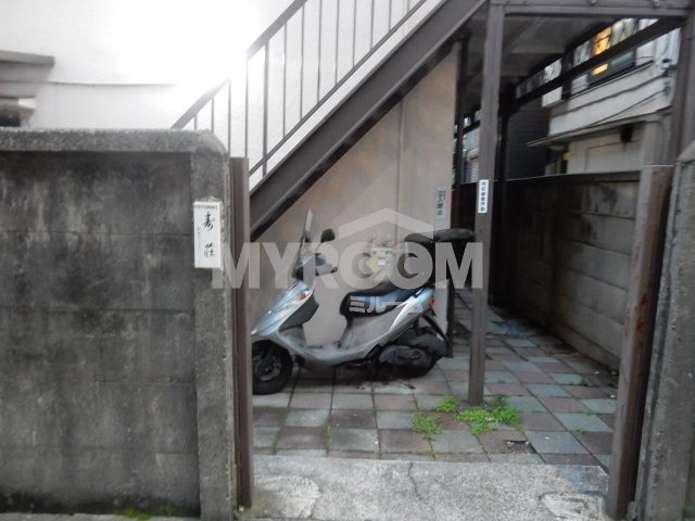 寿荘のエントランス