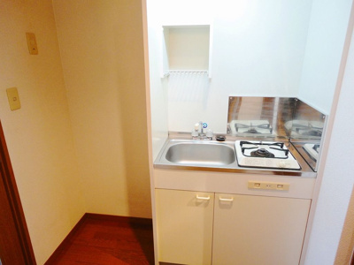 【キッチン】 | フェヴァリット・キューブ | 別号室の写真になります。現況優先。