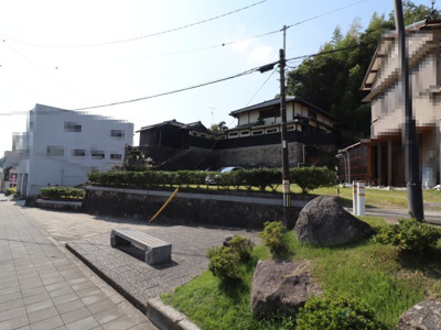 【前面道路含む現地写真】 | 岡崎市梅園町字山添戸建
