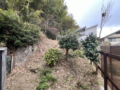 【庭】 | 岡崎市梅園町字山添戸建
