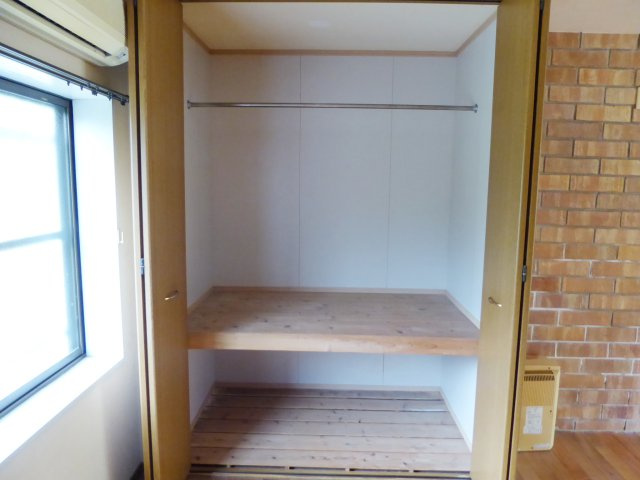 MRハイツの収納