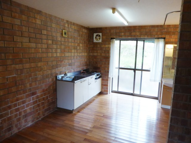 MRハイツの居間・リビング